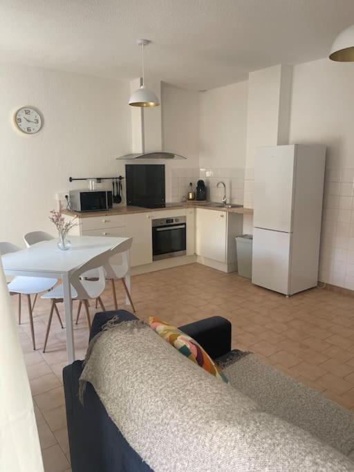Appartement A 100 M De La Gare Порт-де-Бук Экстерьер фото